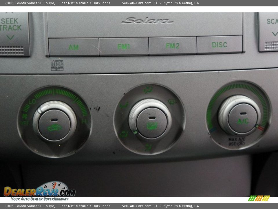 2006 Toyota Solara SE Coupe Lunar Mist Metallic / Dark Stone Photo #28