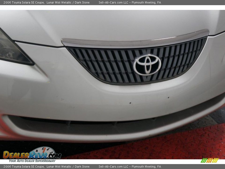 2006 Toyota Solara SE Coupe Lunar Mist Metallic / Dark Stone Photo #36