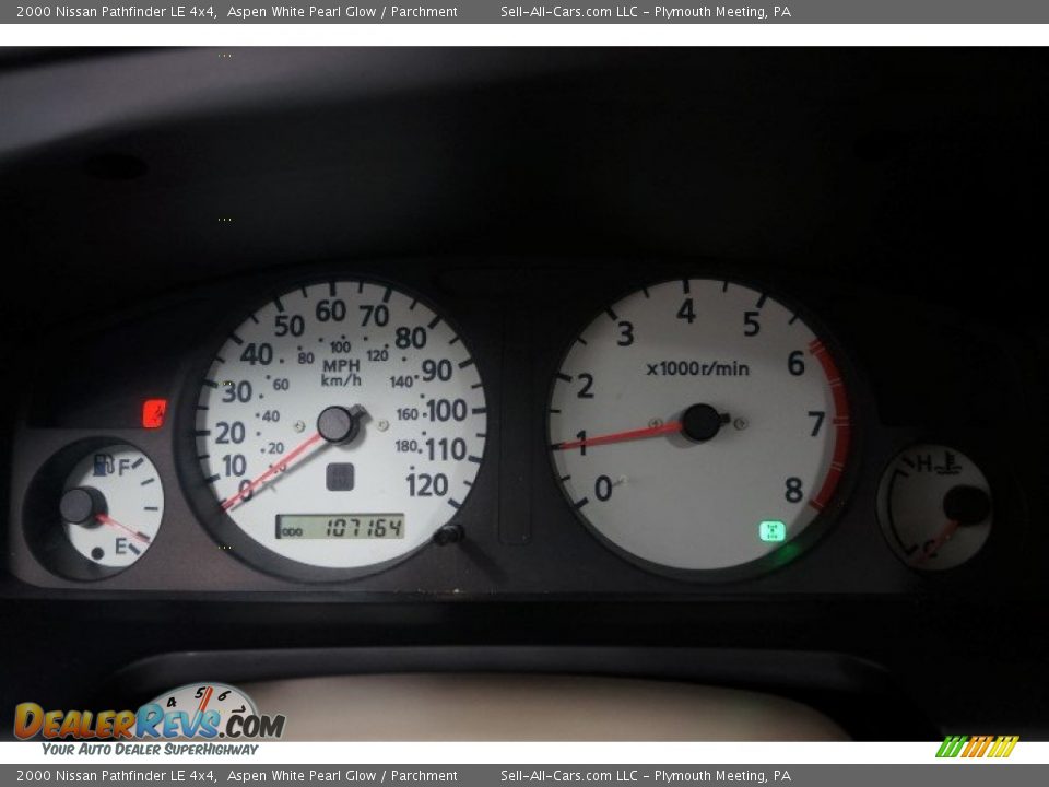 2000 Nissan Pathfinder LE 4x4 Aspen White Pearl Glow / Parchment Photo #25