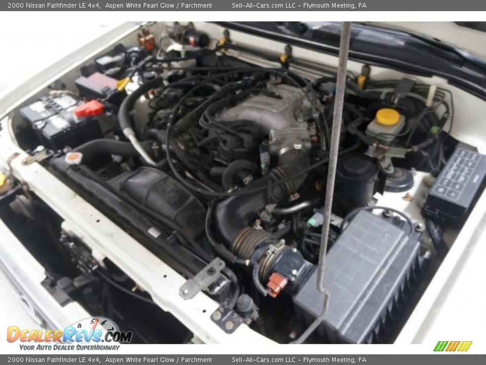 2000 Nissan Pathfinder LE 4x4 Aspen White Pearl Glow / Parchment Photo #35