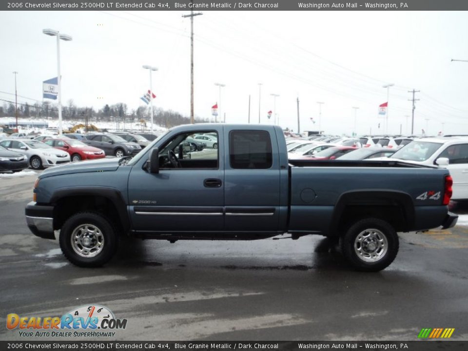 2006 Chevrolet Silverado 2500HD LT Extended Cab 4x4 Blue Granite Metallic / Dark Charcoal Photo #7