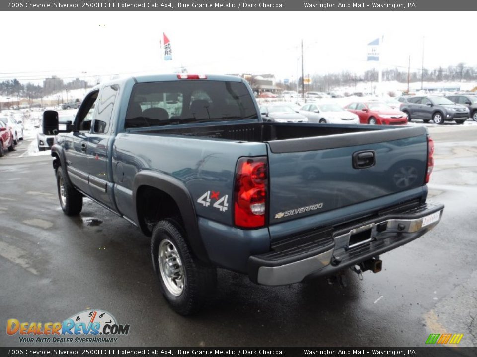 2006 Chevrolet Silverado 2500HD LT Extended Cab 4x4 Blue Granite Metallic / Dark Charcoal Photo #8