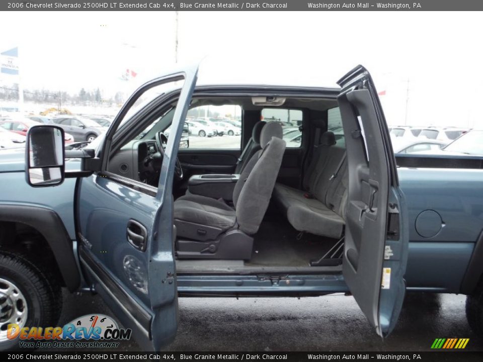 2006 Chevrolet Silverado 2500HD LT Extended Cab 4x4 Blue Granite Metallic / Dark Charcoal Photo #10