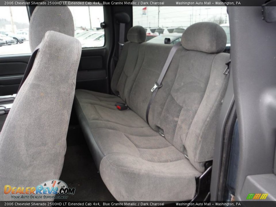 2006 Chevrolet Silverado 2500HD LT Extended Cab 4x4 Blue Granite Metallic / Dark Charcoal Photo #13
