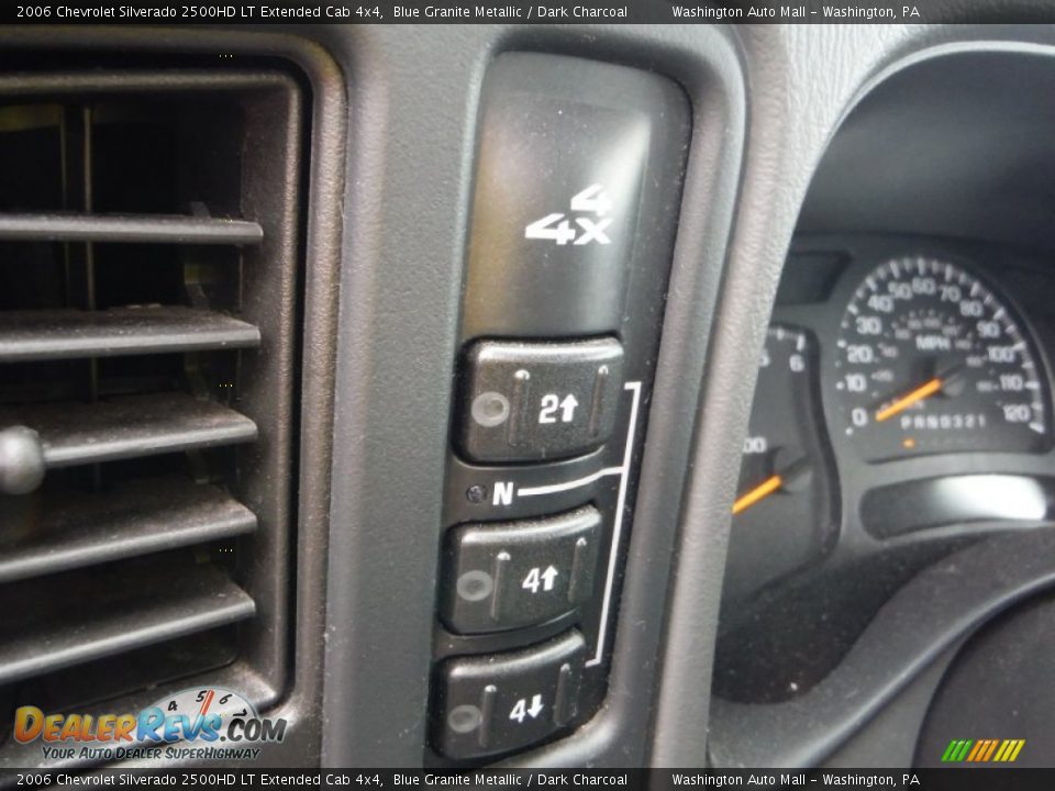 2006 Chevrolet Silverado 2500HD LT Extended Cab 4x4 Blue Granite Metallic / Dark Charcoal Photo #15