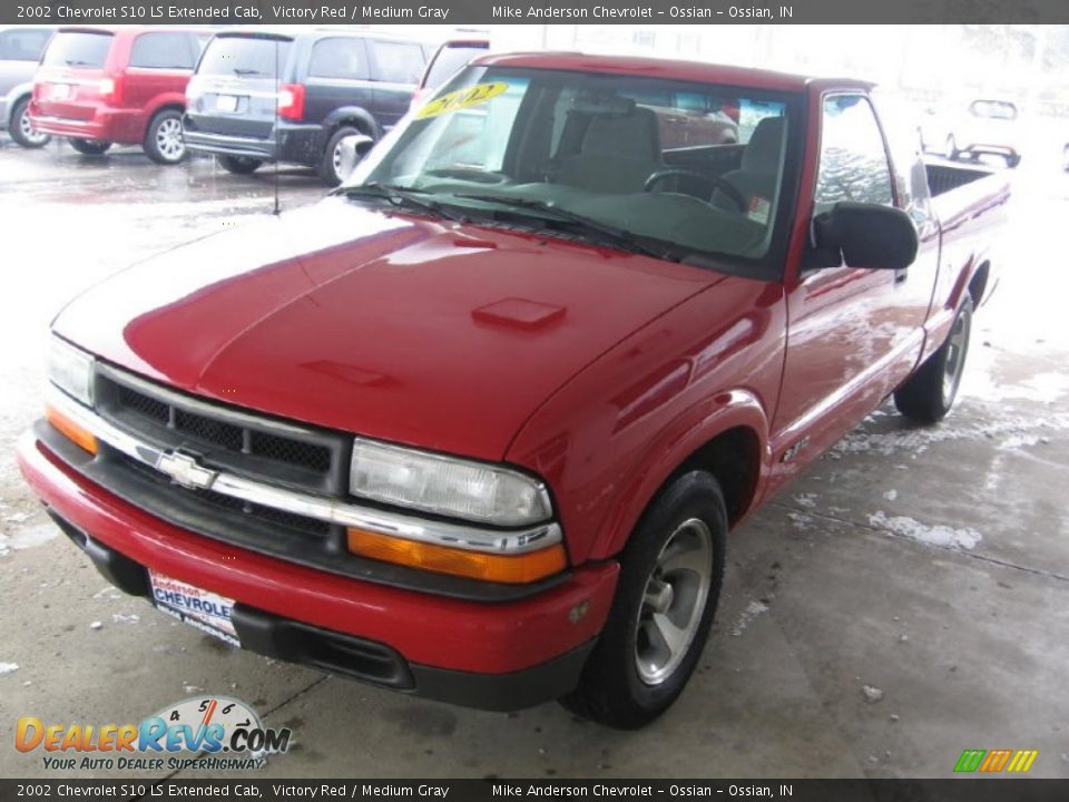 2002 Chevrolet S10 LS Extended Cab Victory Red / Medium Gray Photo #19