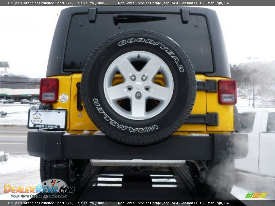 2015 Jeep Wrangler Unlimited Sport 4x4 Baja Yellow / Black Photo #4