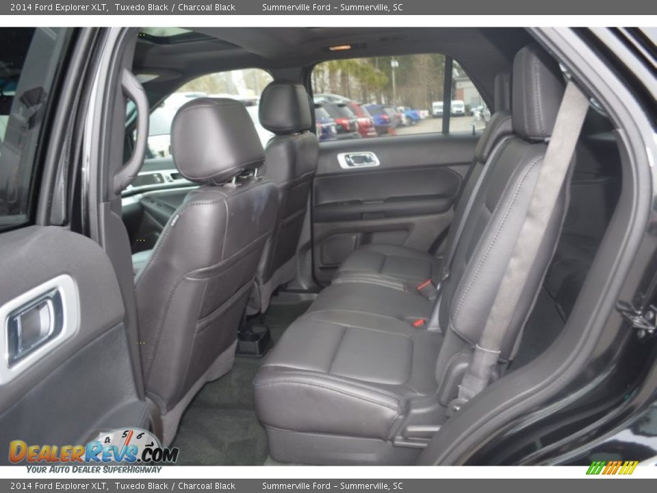 2014 Ford Explorer XLT Tuxedo Black / Charcoal Black Photo #10