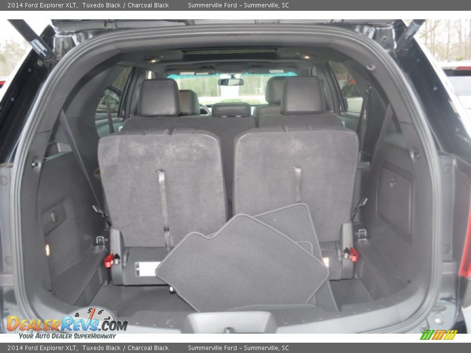 2014 Ford Explorer XLT Tuxedo Black / Charcoal Black Photo #21
