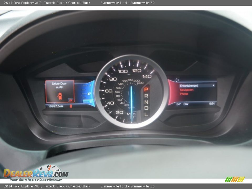 2014 Ford Explorer XLT Tuxedo Black / Charcoal Black Photo #23