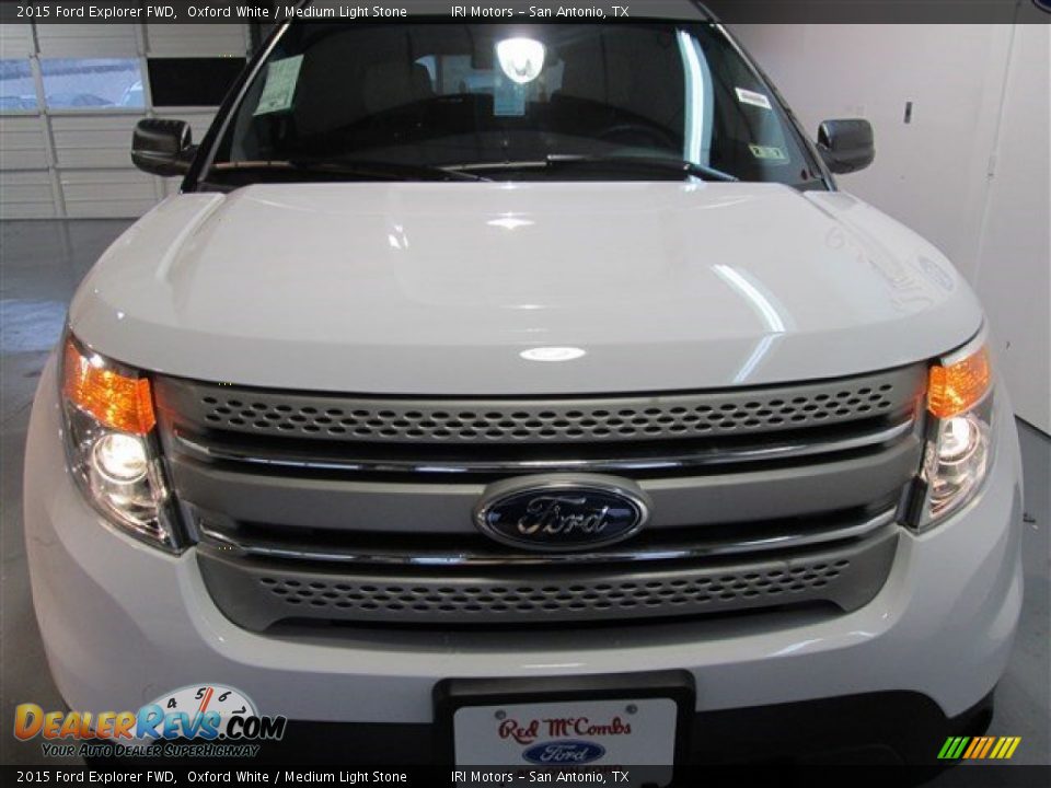 2015 Ford Explorer FWD Oxford White / Medium Light Stone Photo #2