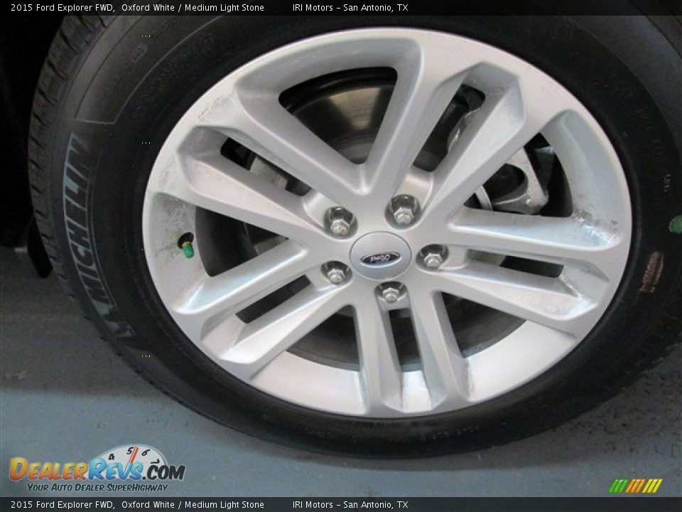 2015 Ford Explorer FWD Oxford White / Medium Light Stone Photo #4