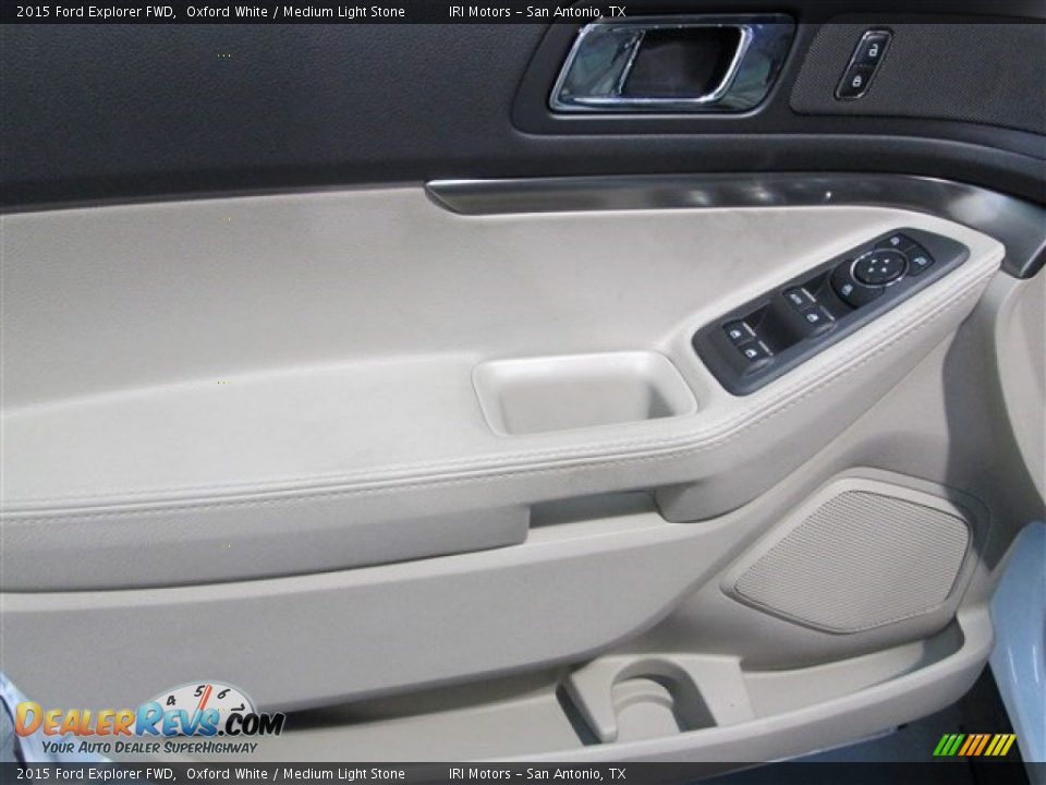 2015 Ford Explorer FWD Oxford White / Medium Light Stone Photo #13