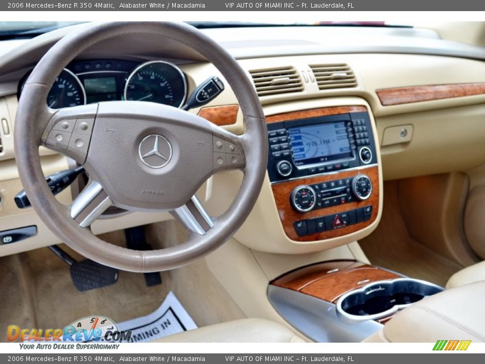 2006 Mercedes-Benz R 350 4Matic Alabaster White / Macadamia Photo #23