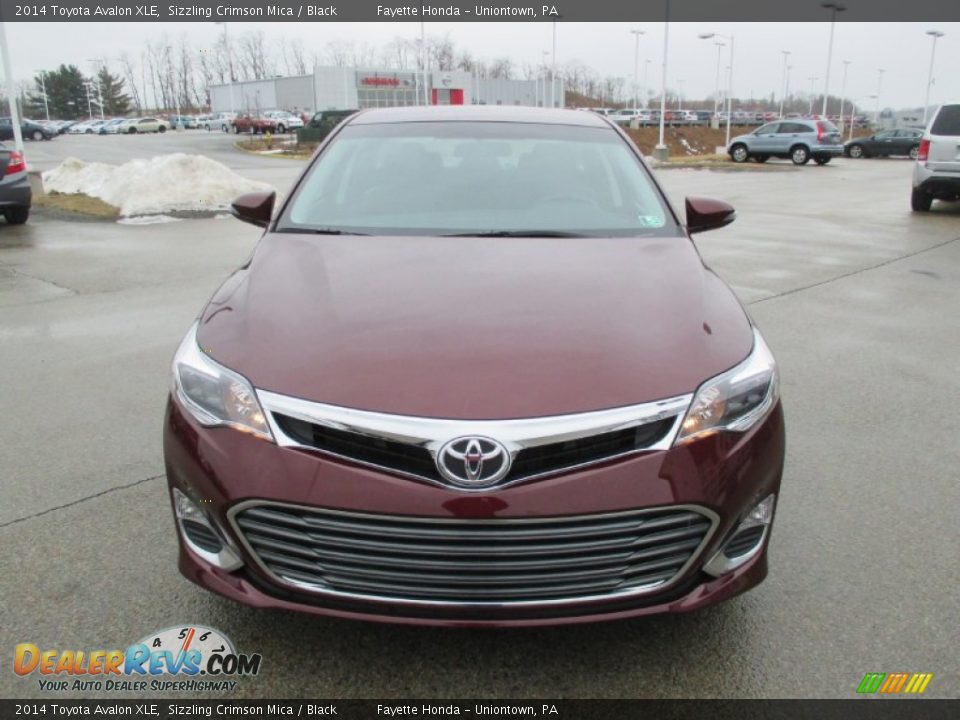 2014 Toyota Avalon XLE Sizzling Crimson Mica / Black Photo #19