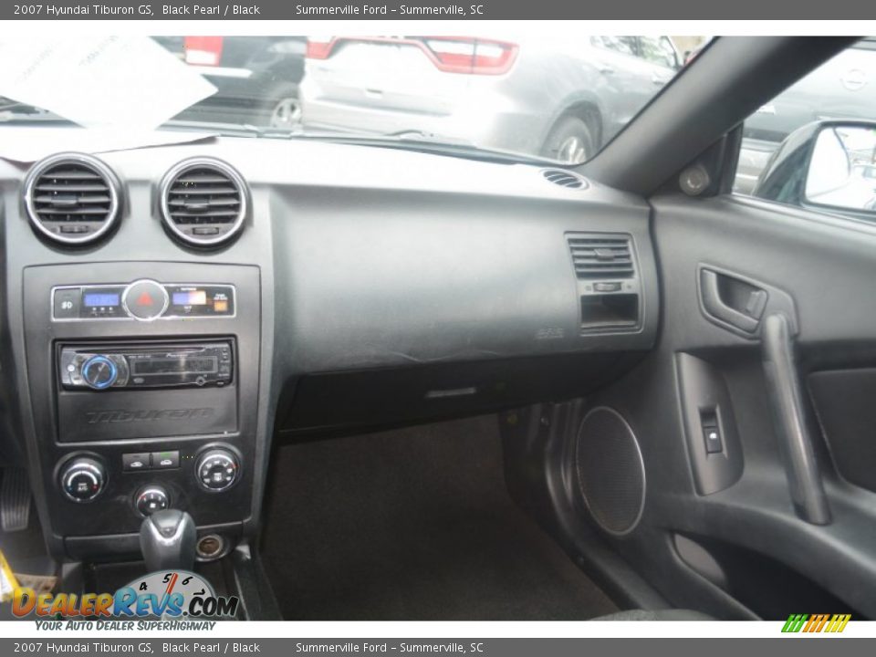 2007 Hyundai Tiburon GS Black Pearl / Black Photo #12