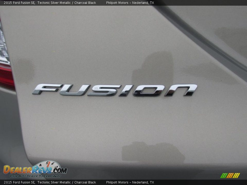 2015 Ford Fusion SE Tectonic Silver Metallic / Charcoal Black Photo #13