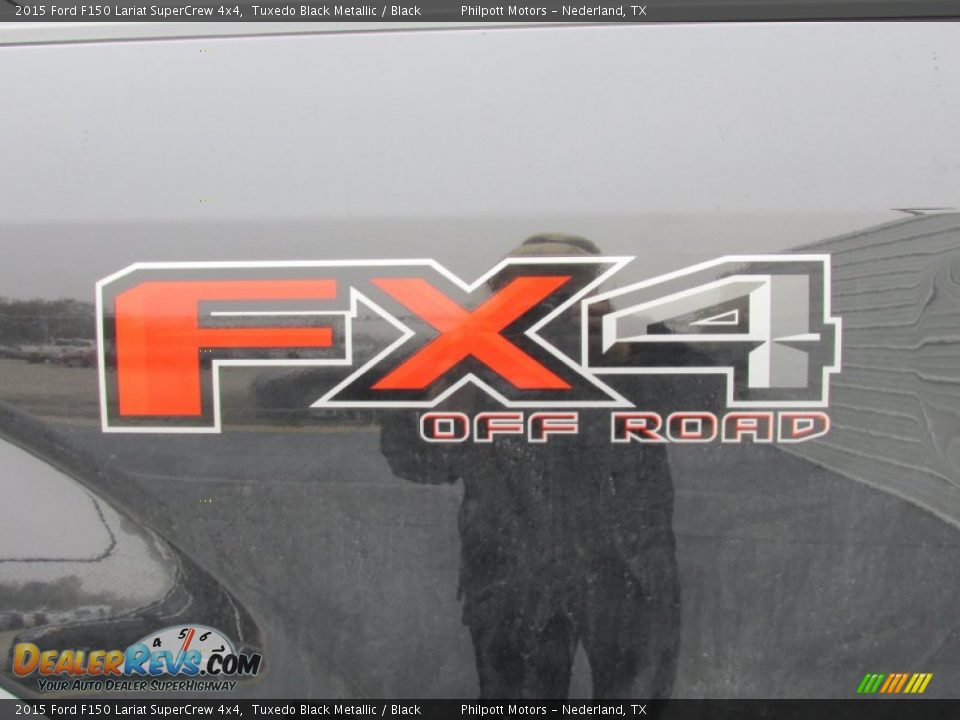 2015 Ford F150 Lariat SuperCrew 4x4 Tuxedo Black Metallic / Black Photo #18