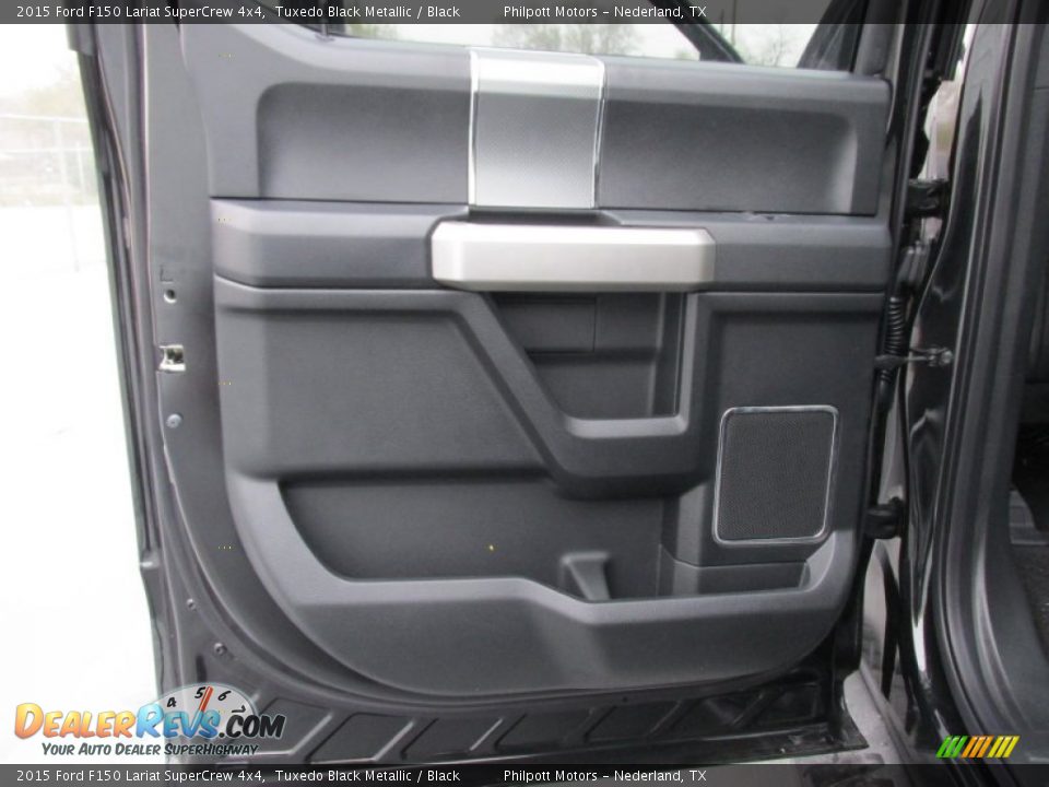 2015 Ford F150 Lariat SuperCrew 4x4 Tuxedo Black Metallic / Black Photo #20