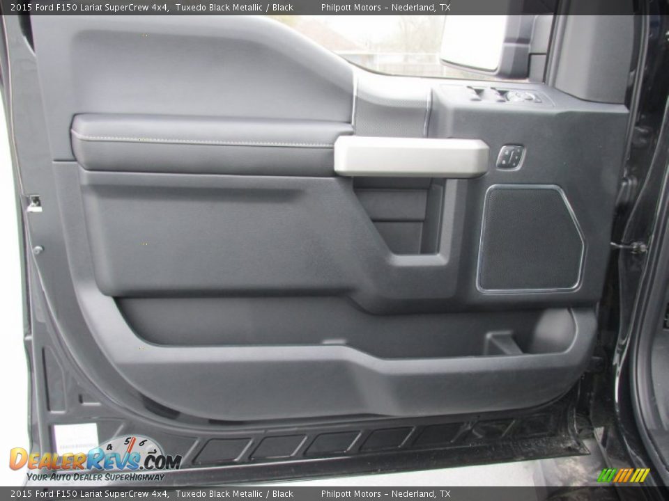 2015 Ford F150 Lariat SuperCrew 4x4 Tuxedo Black Metallic / Black Photo #22