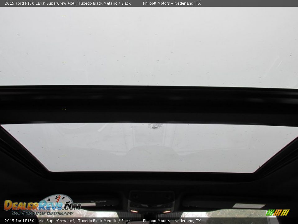 2015 Ford F150 Lariat SuperCrew 4x4 Tuxedo Black Metallic / Black Photo #26