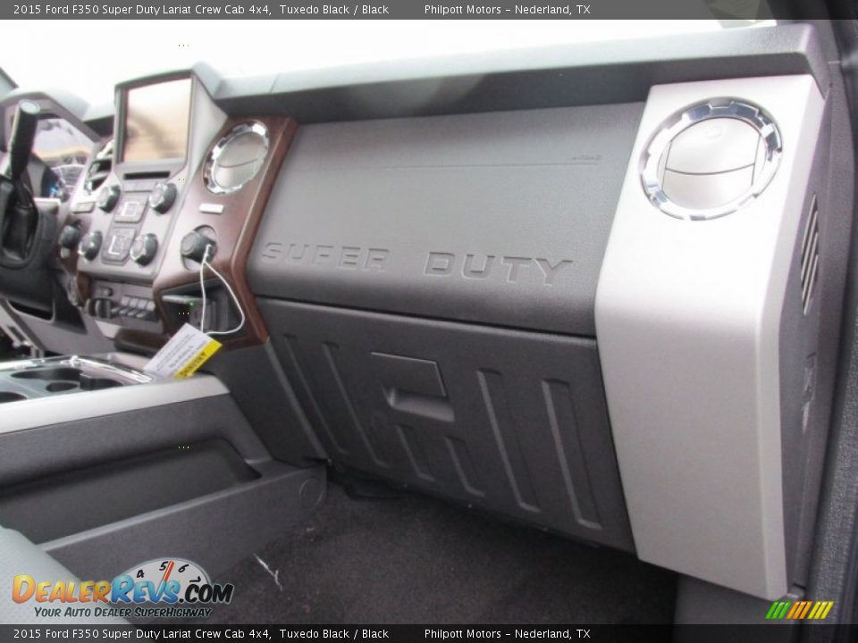 2015 Ford F350 Super Duty Lariat Crew Cab 4x4 Tuxedo Black / Black Photo #19