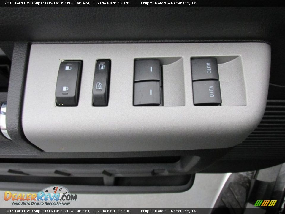 2015 Ford F350 Super Duty Lariat Crew Cab 4x4 Tuxedo Black / Black Photo #24