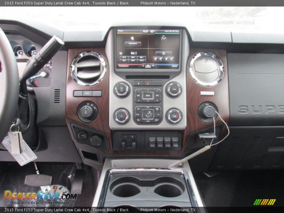 2015 Ford F350 Super Duty Lariat Crew Cab 4x4 Tuxedo Black / Black Photo #29