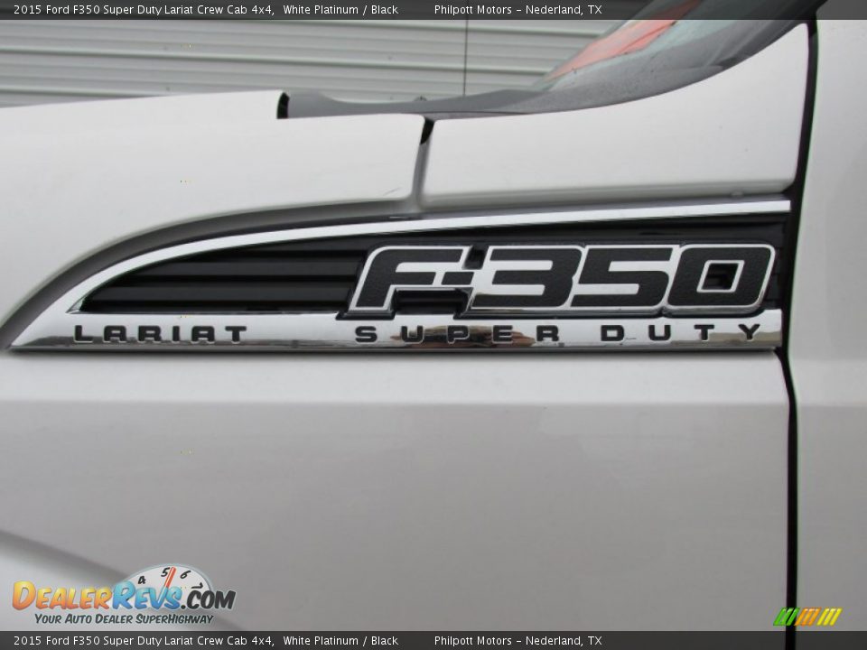 2015 Ford F350 Super Duty Lariat Crew Cab 4x4 White Platinum / Black Photo #15