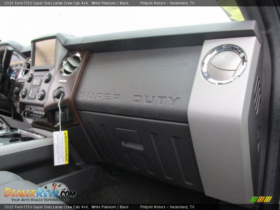 2015 Ford F350 Super Duty Lariat Crew Cab 4x4 White Platinum / Black Photo #20