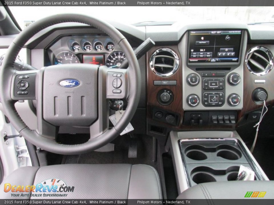 2015 Ford F350 Super Duty Lariat Crew Cab 4x4 White Platinum / Black Photo #29