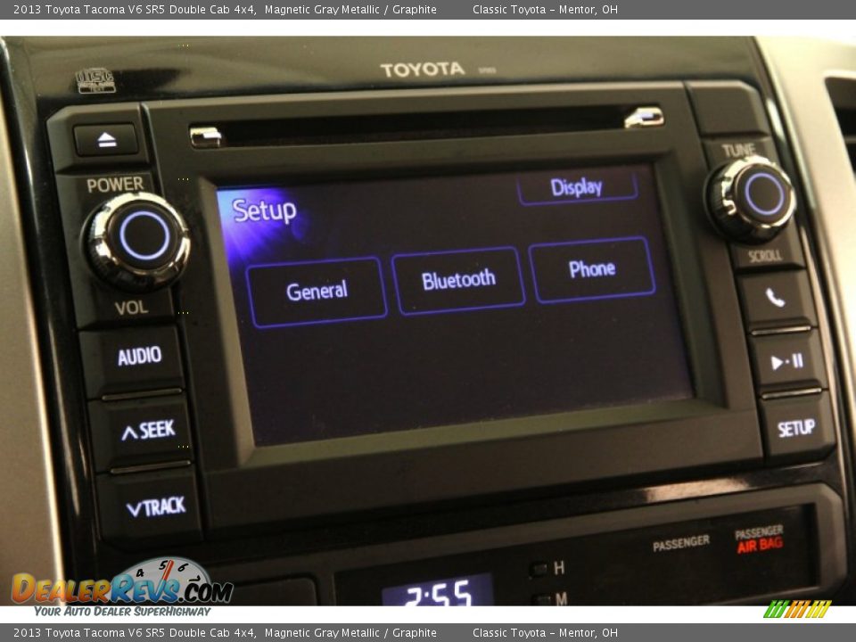 Controls of 2013 Toyota Tacoma V6 SR5 Double Cab 4x4 Photo #9