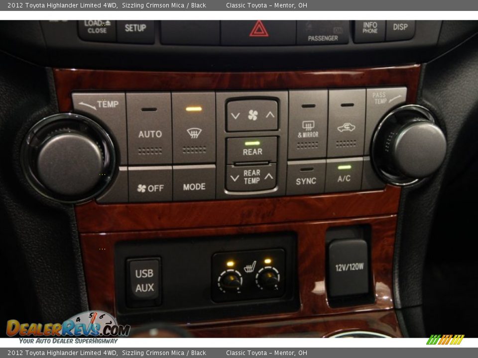 Controls of 2012 Toyota Highlander Limited 4WD Photo #9