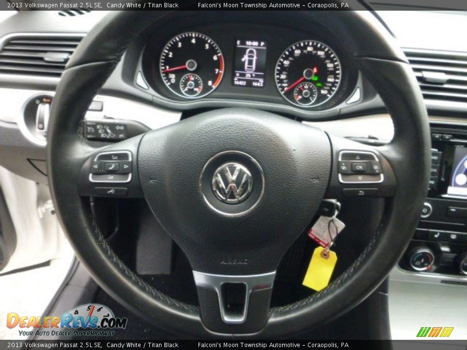 2013 Volkswagen Passat 2.5L SE Candy White / Titan Black Photo #19