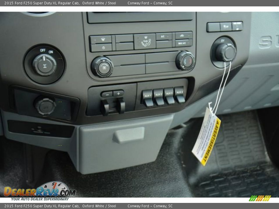 2015 Ford F250 Super Duty XL Regular Cab Oxford White / Steel Photo #18