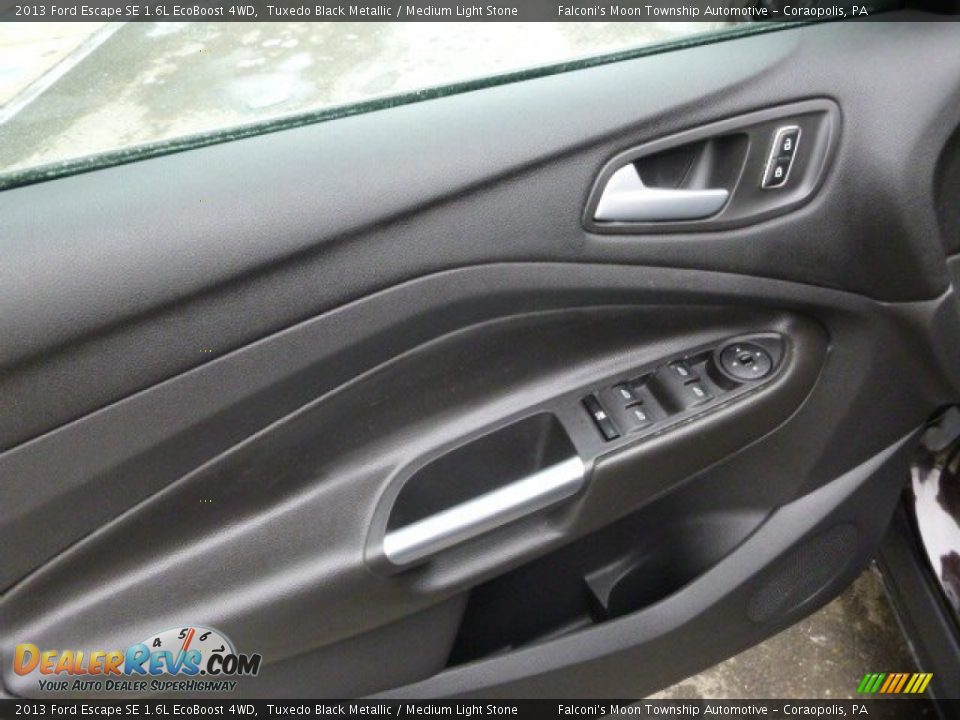 2013 Ford Escape SE 1.6L EcoBoost 4WD Tuxedo Black Metallic / Medium Light Stone Photo #18