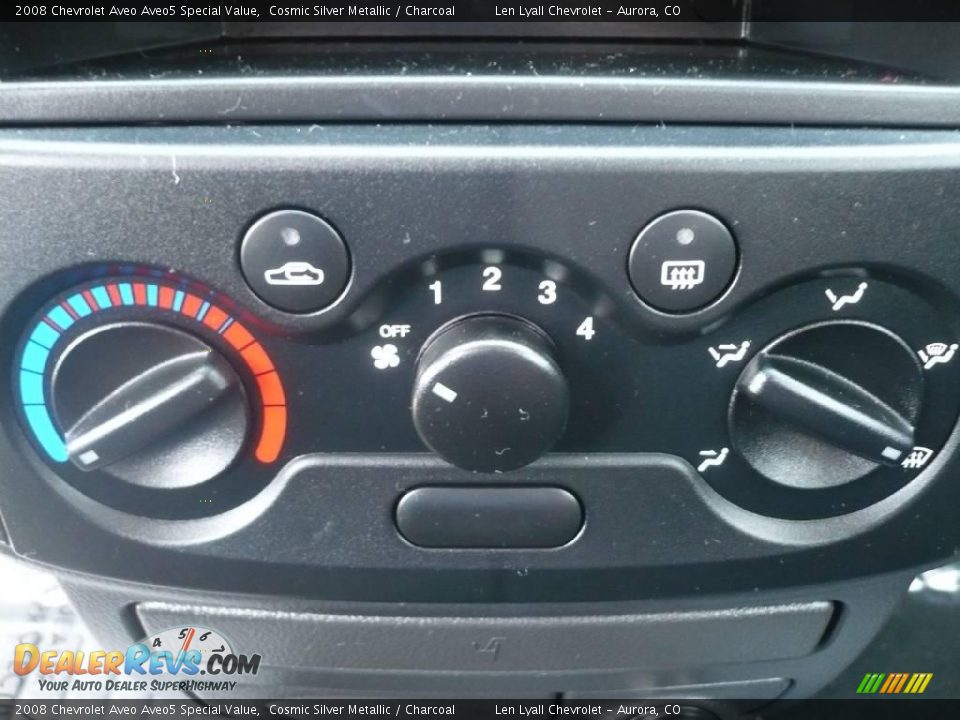 2008 Chevrolet Aveo Aveo5 Special Value Cosmic Silver Metallic / Charcoal Photo #21