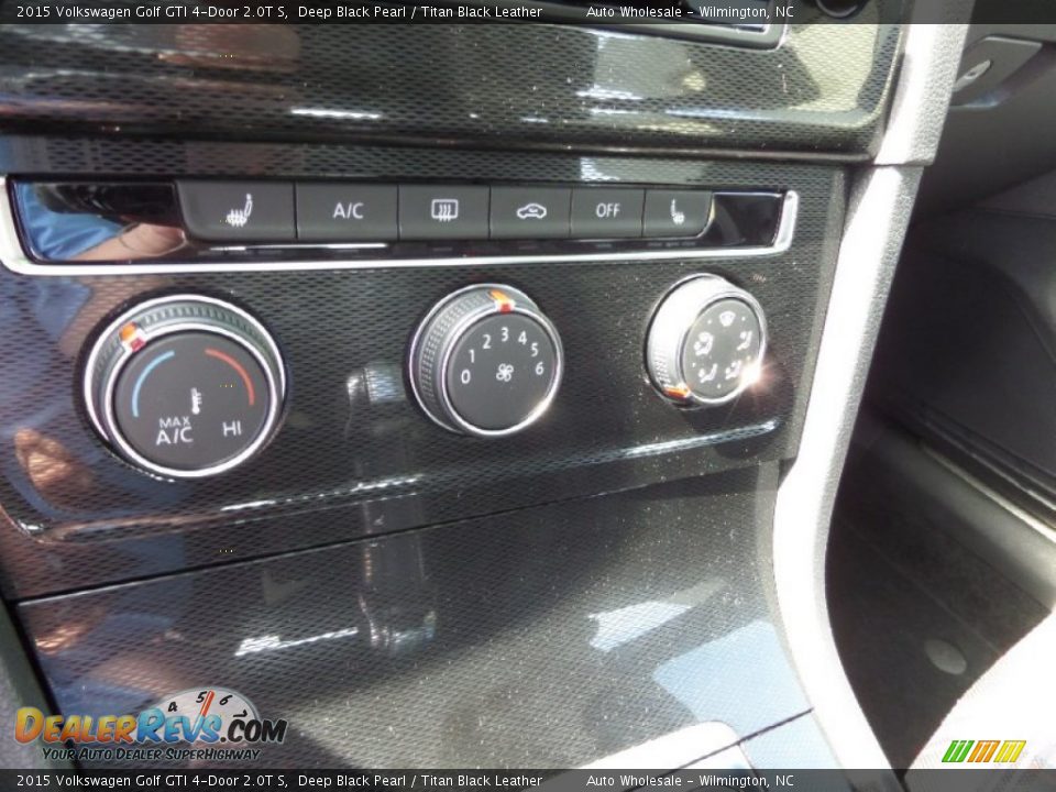 2015 Volkswagen Golf GTI 4-Door 2.0T S Deep Black Pearl / Titan Black Leather Photo #18