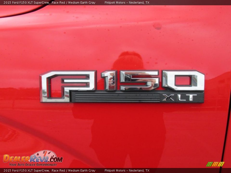 2015 Ford F150 XLT SuperCrew Race Red / Medium Earth Gray Photo #14