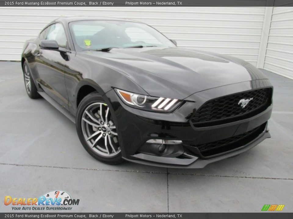 Front 3/4 View of 2015 Ford Mustang EcoBoost Premium Coupe Photo #1