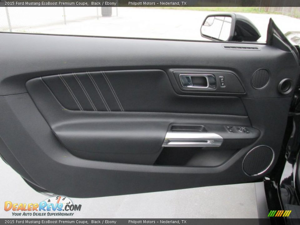 Door Panel of 2015 Ford Mustang EcoBoost Premium Coupe Photo #16