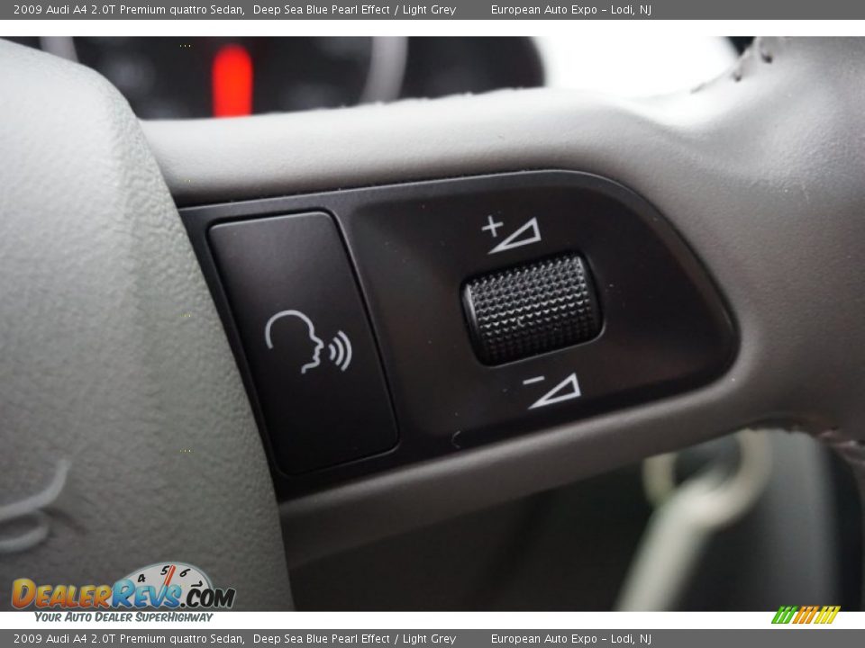 2009 Audi A4 2.0T Premium quattro Sedan Deep Sea Blue Pearl Effect / Light Grey Photo #22