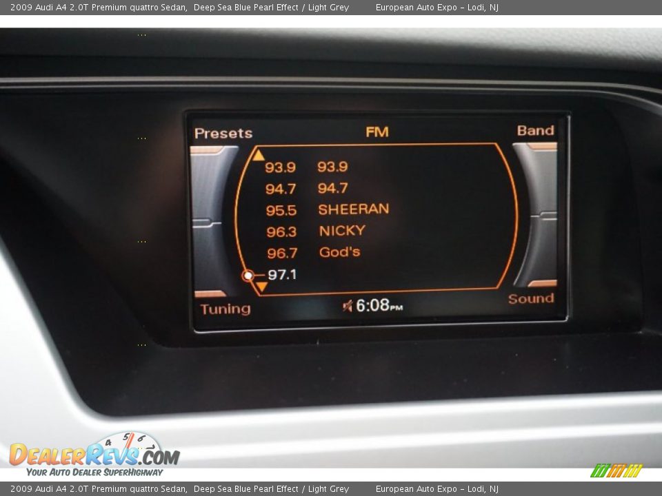 2009 Audi A4 2.0T Premium quattro Sedan Deep Sea Blue Pearl Effect / Light Grey Photo #23