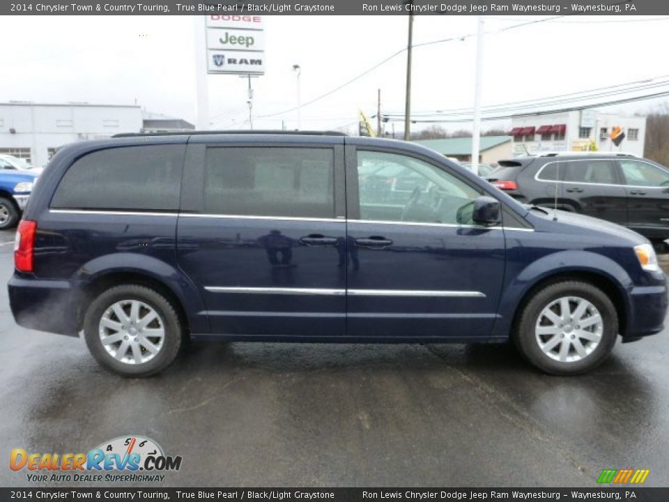 2014 Chrysler Town & Country Touring True Blue Pearl / Black/Light Graystone Photo #6