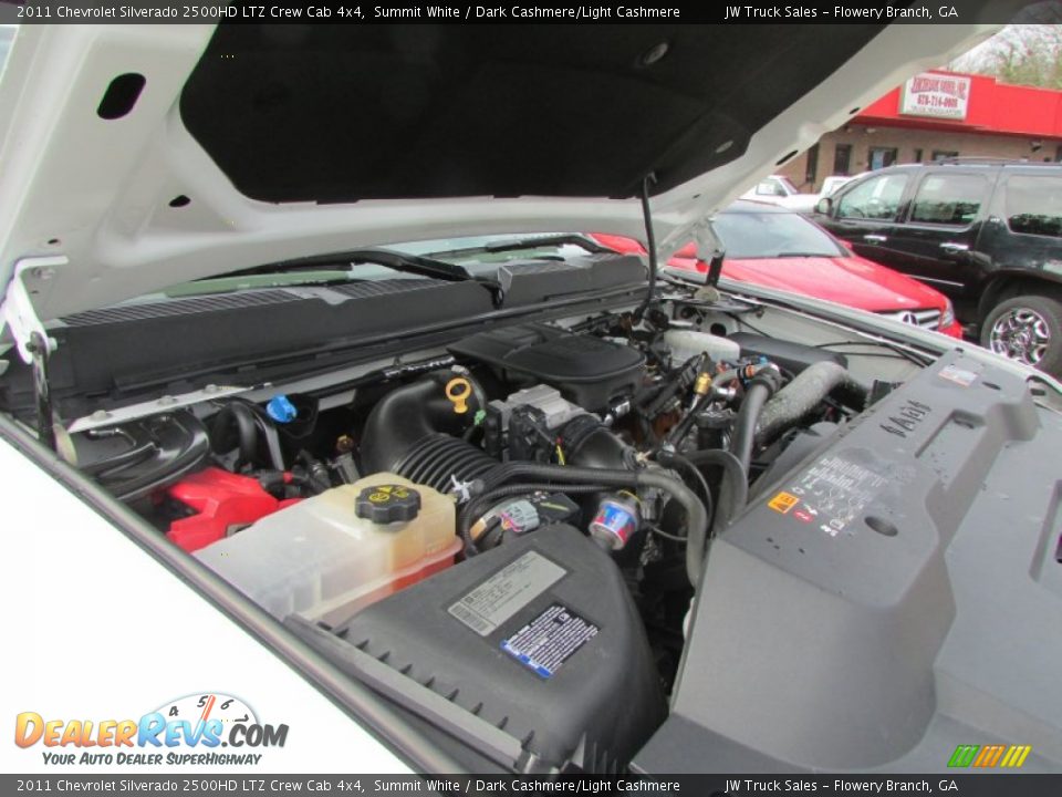 2011 Chevrolet Silverado 2500HD LTZ Crew Cab 4x4 Summit White / Dark Cashmere/Light Cashmere Photo #17