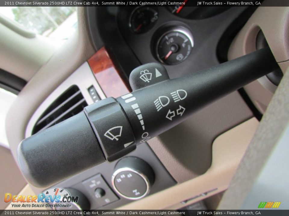 2011 Chevrolet Silverado 2500HD LTZ Crew Cab 4x4 Summit White / Dark Cashmere/Light Cashmere Photo #36