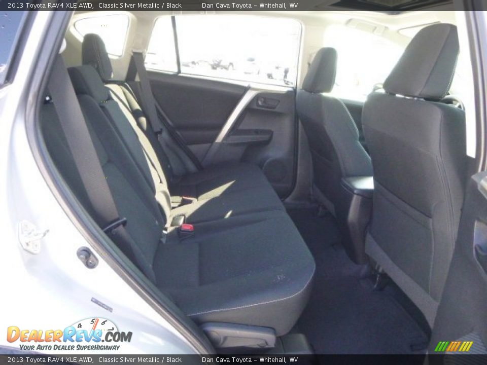 2013 Toyota RAV4 XLE AWD Classic Silver Metallic / Black Photo #11