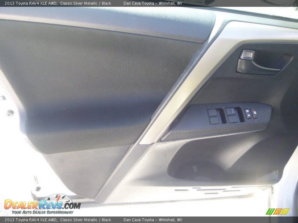 2013 Toyota RAV4 XLE AWD Classic Silver Metallic / Black Photo #15