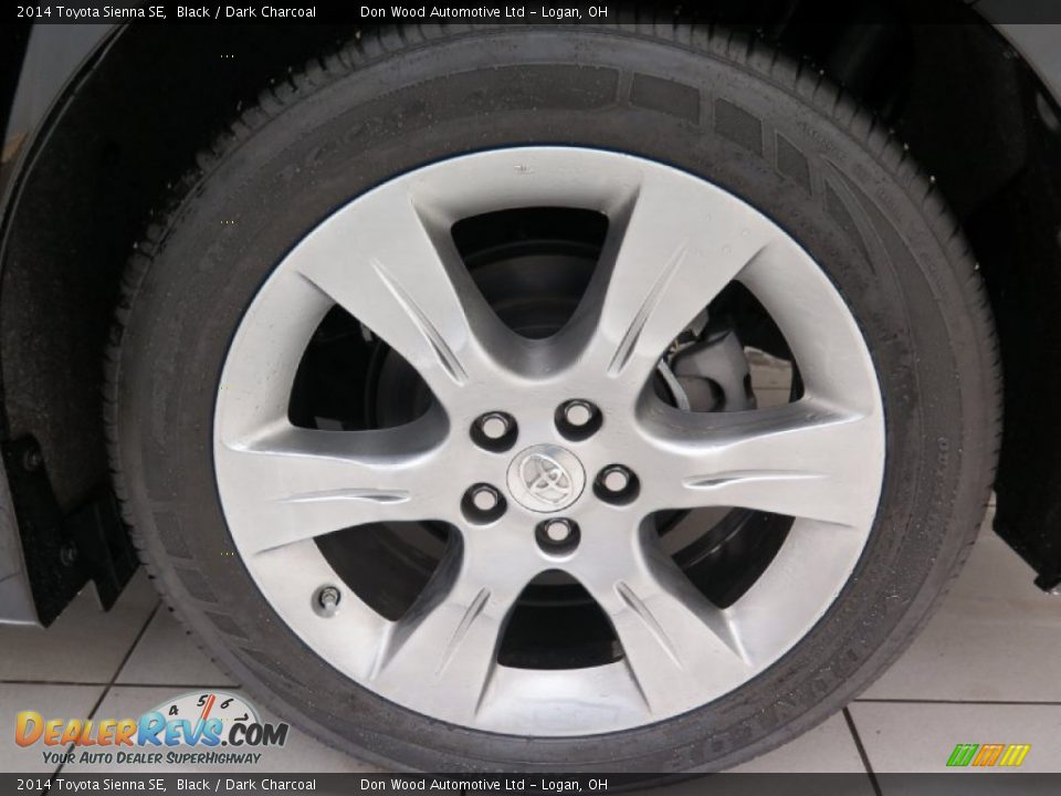 2014 Toyota Sienna SE Wheel Photo #29