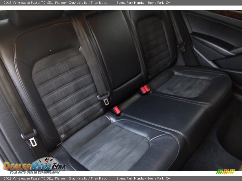 2013 Volkswagen Passat TDI SEL Platinum Gray Metallic / Titan Black Photo #16